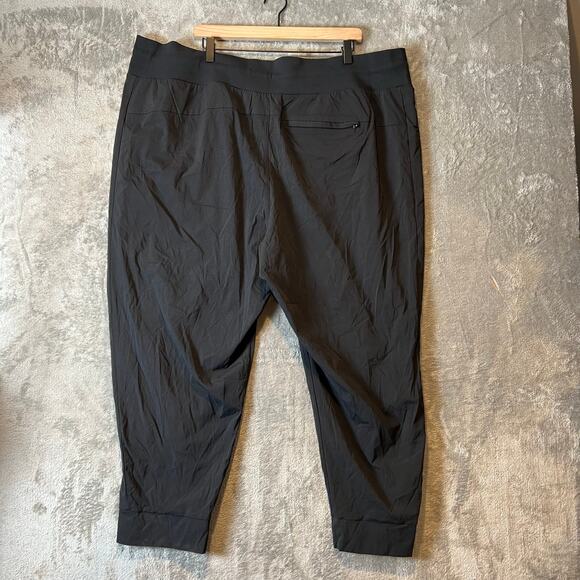 Athleta Black Trekkie North Joggers Size 24‎ - Picture 6 of 7